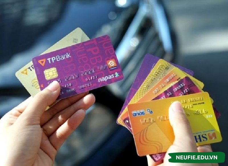 Học sinh từ đủ 14 tuổi đã có thể làm thẻ ATM